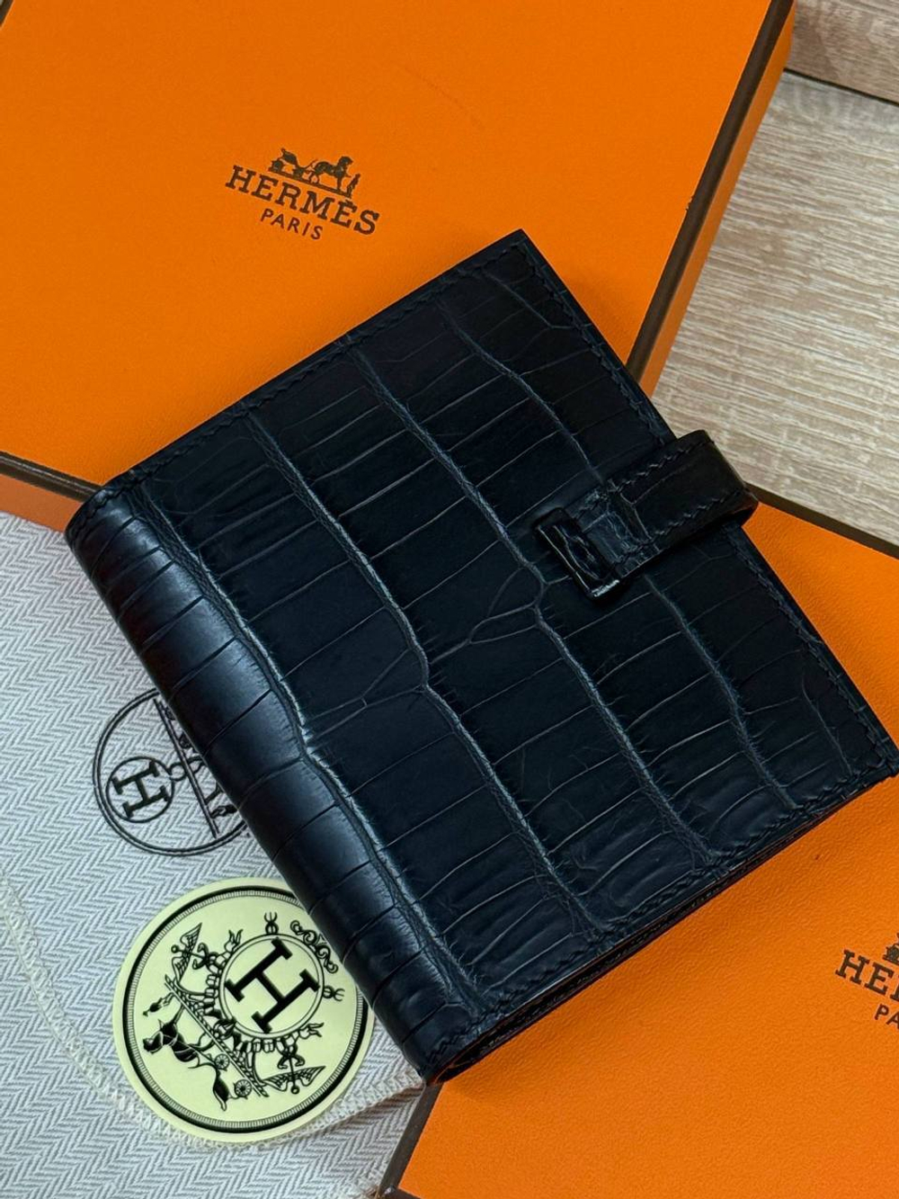 Кошелек Hermes из кожи крокодила