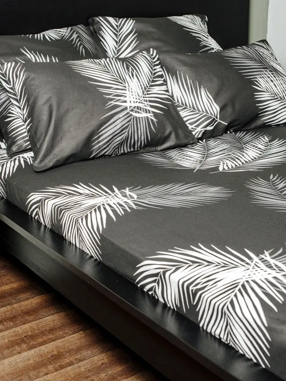 Простыня на резинке натяжная 140х200