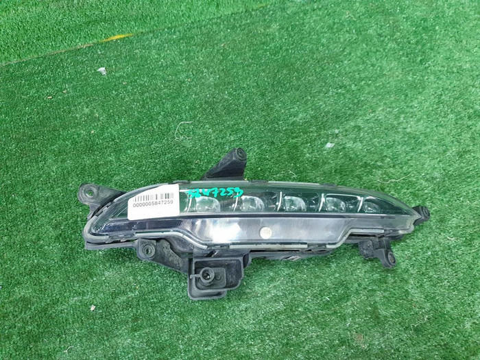 ДХО правый Genesis G80 (2016-2020)