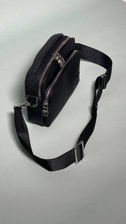 Сумка-мессенджер Louis Vuitton