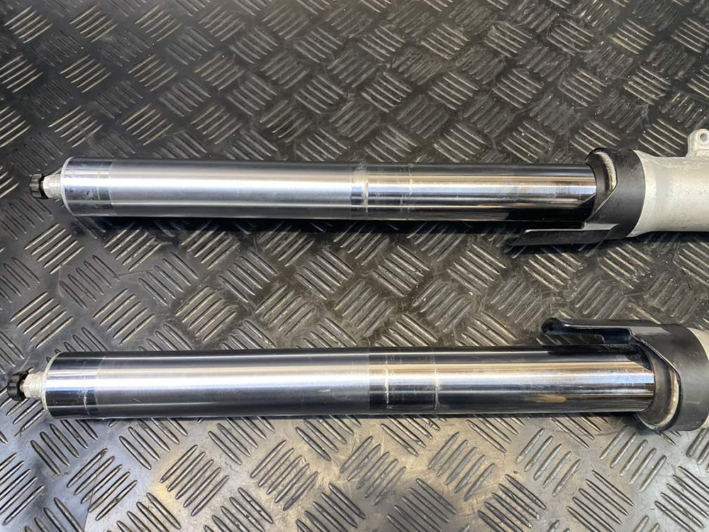 Перья вилки Yamaha FJR1300A RP13A 2010