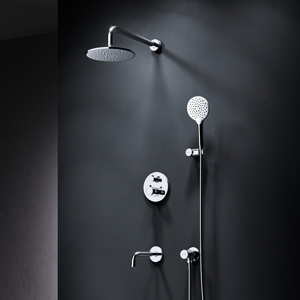 Встраиваемая душевая система со смесителем для ванны и душа с термостатом и душевым набором AM.PM X-Joy FT85A3RH30