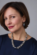 Серьги с плоским темно-серым жемчугом, оттенки серебро и графит, замок левербек