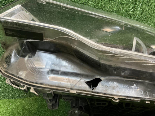 Битая Фара левая BMW 5er G30 (17-20) Adaptive LED