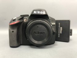 Nikon D3200 (69.000 кадров)