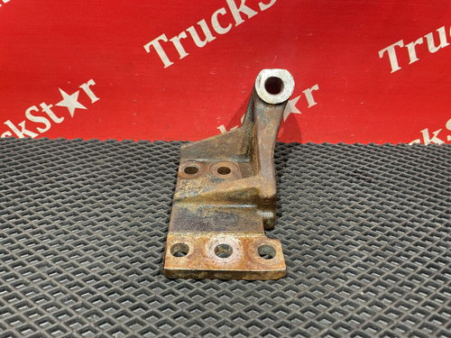 Кронштейн двигателя задний левый