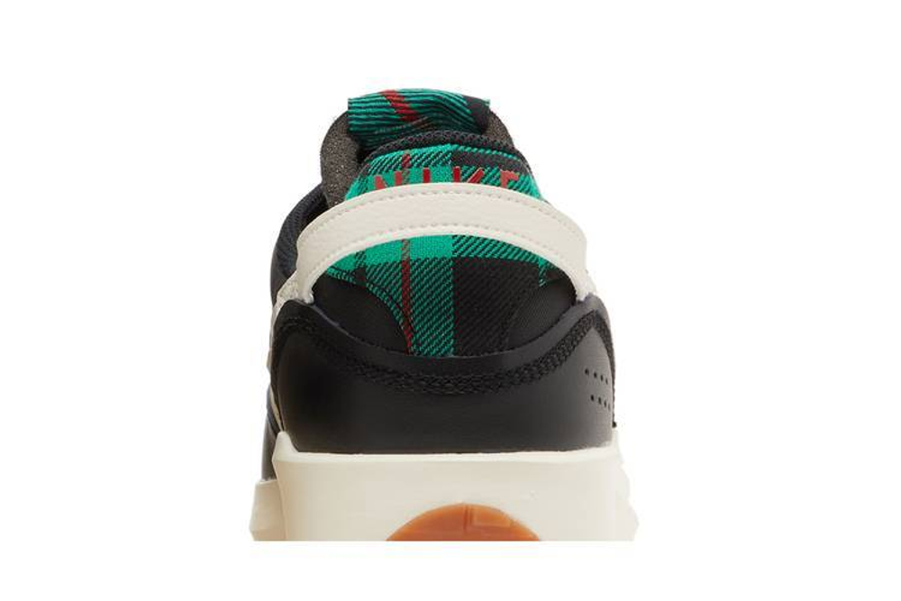 Кроссовки Nike Waffle Debut