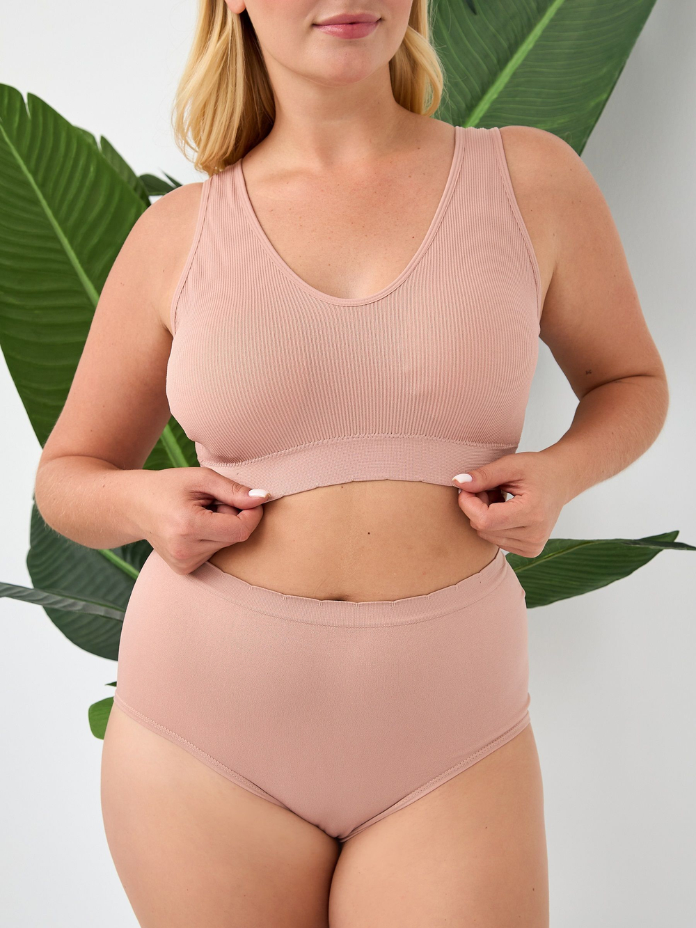 Набор из 3 бюстгальтеров-топов в мелкий рубчик с кружевом на бретелях (Размер: XXXL) (Цвет: разноцветный)