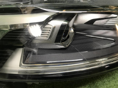 Битая Фара правая Haval F7 (2018-2024) LED