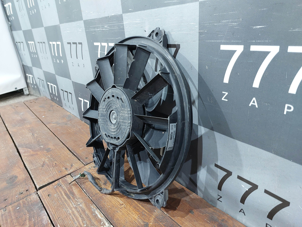 Вентилятор охлаждения радиатора Peugeot 308 1 07-15 Б/У Оригинал GMV140CEM00