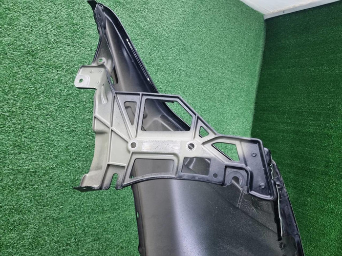 Крыло переднее левое Porsche Taycan (2019-н.в.)