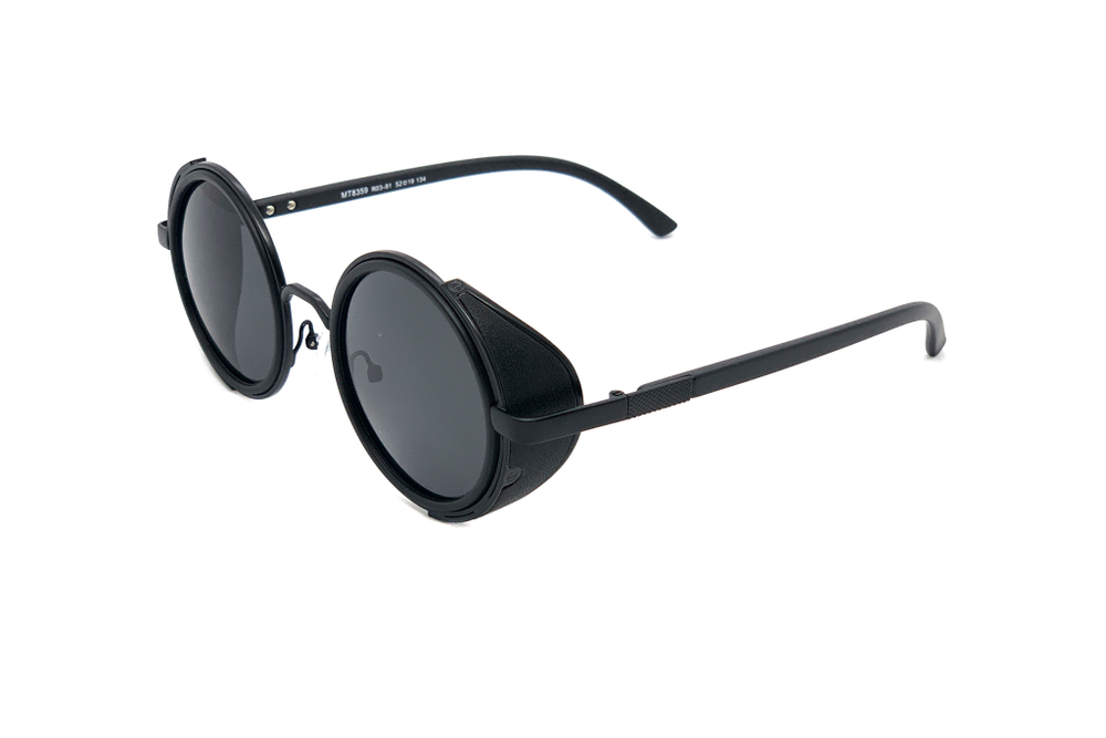 Овальные солнцезащитные очки Matrix