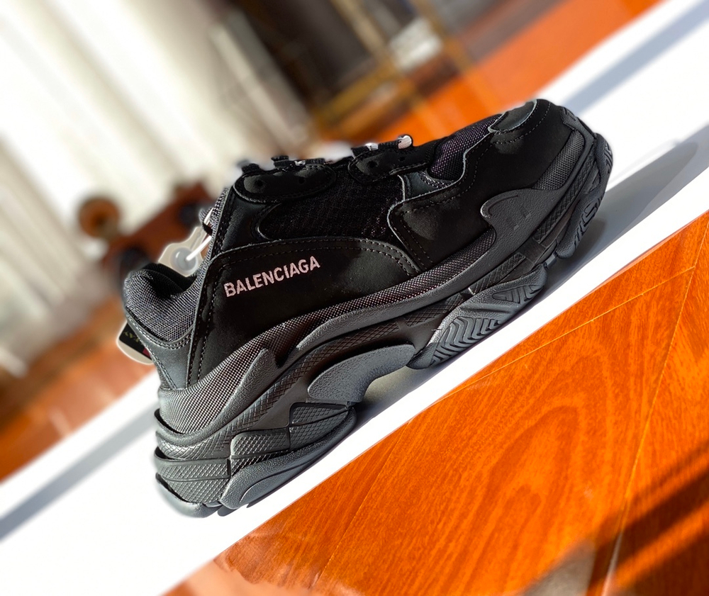Balenciaga Triple S