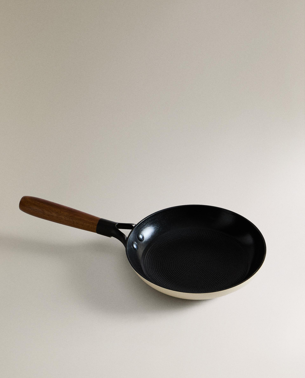 Zara Home сковорода из нержавеющей стали, цвет кремовый, 39 см