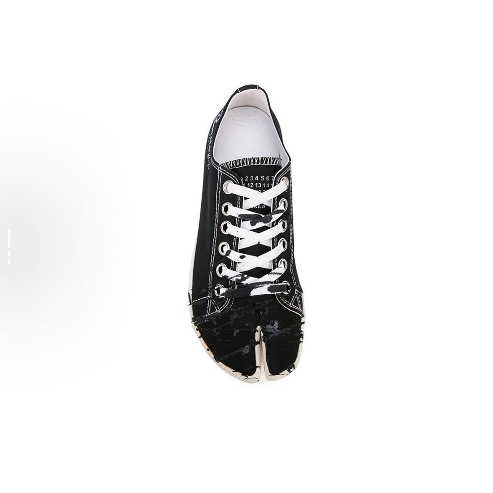 Maison Margiela Tabi Painted