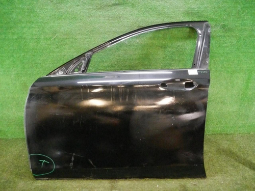 Дверь передняя левая Mercedes E W213 (2016-2023)