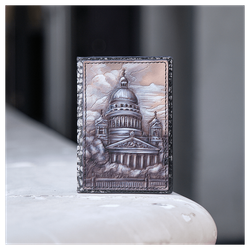 Чехол на паспорт «Городские мотивы» бордовый