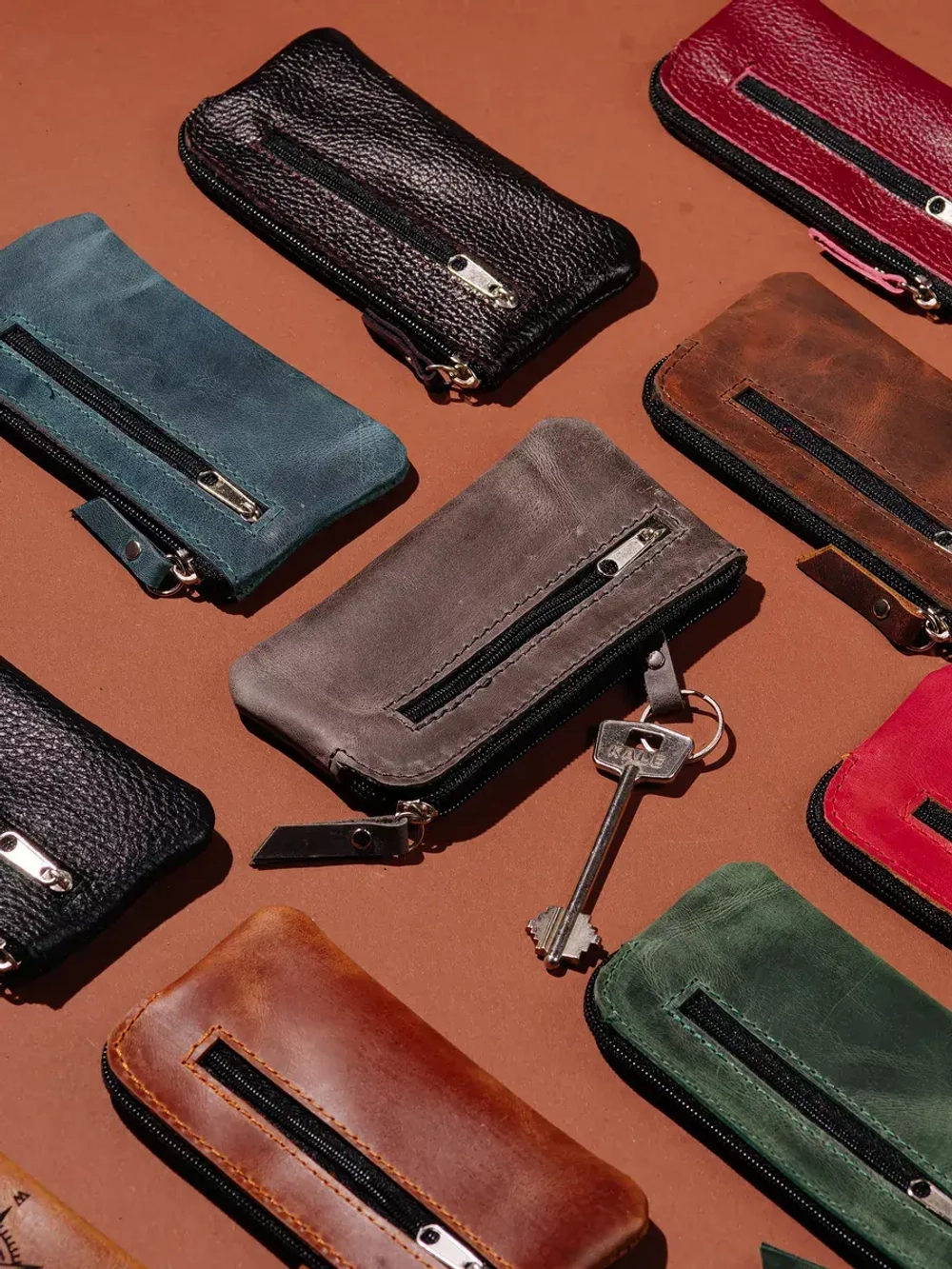 Ключница из натуральной кожи