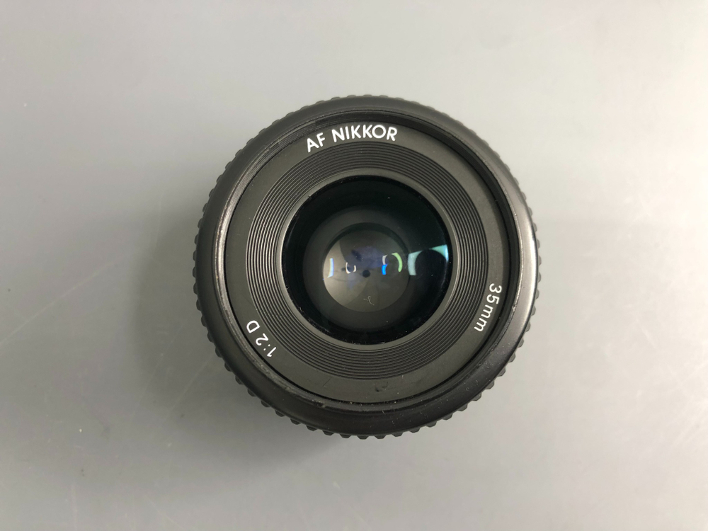 Nikon 35mm 2 AF Nikkor