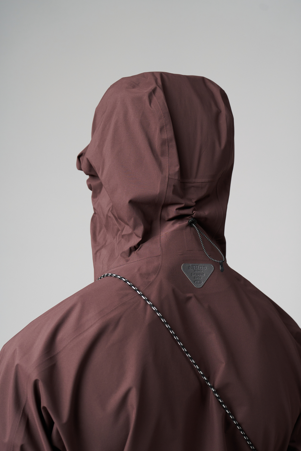 Куртка Nothomme Blue Monte Jingxing Waterproof Windbreaker "Magpie Brown"