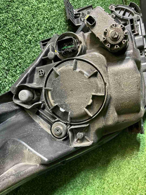 Фара левая KIA Rio 4 (2017-2020) галоген