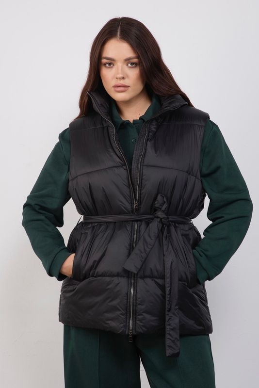 Жилет утепленный с поясом, черный