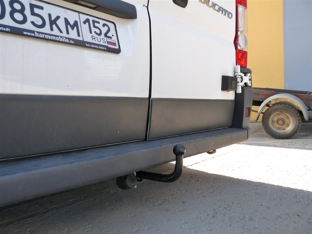 Фаркоп для Fiat Ducato II фургон/микроавтобус 1994-2006гг. (без электрики) (паспорт и сертификат) AvtoS.FA05