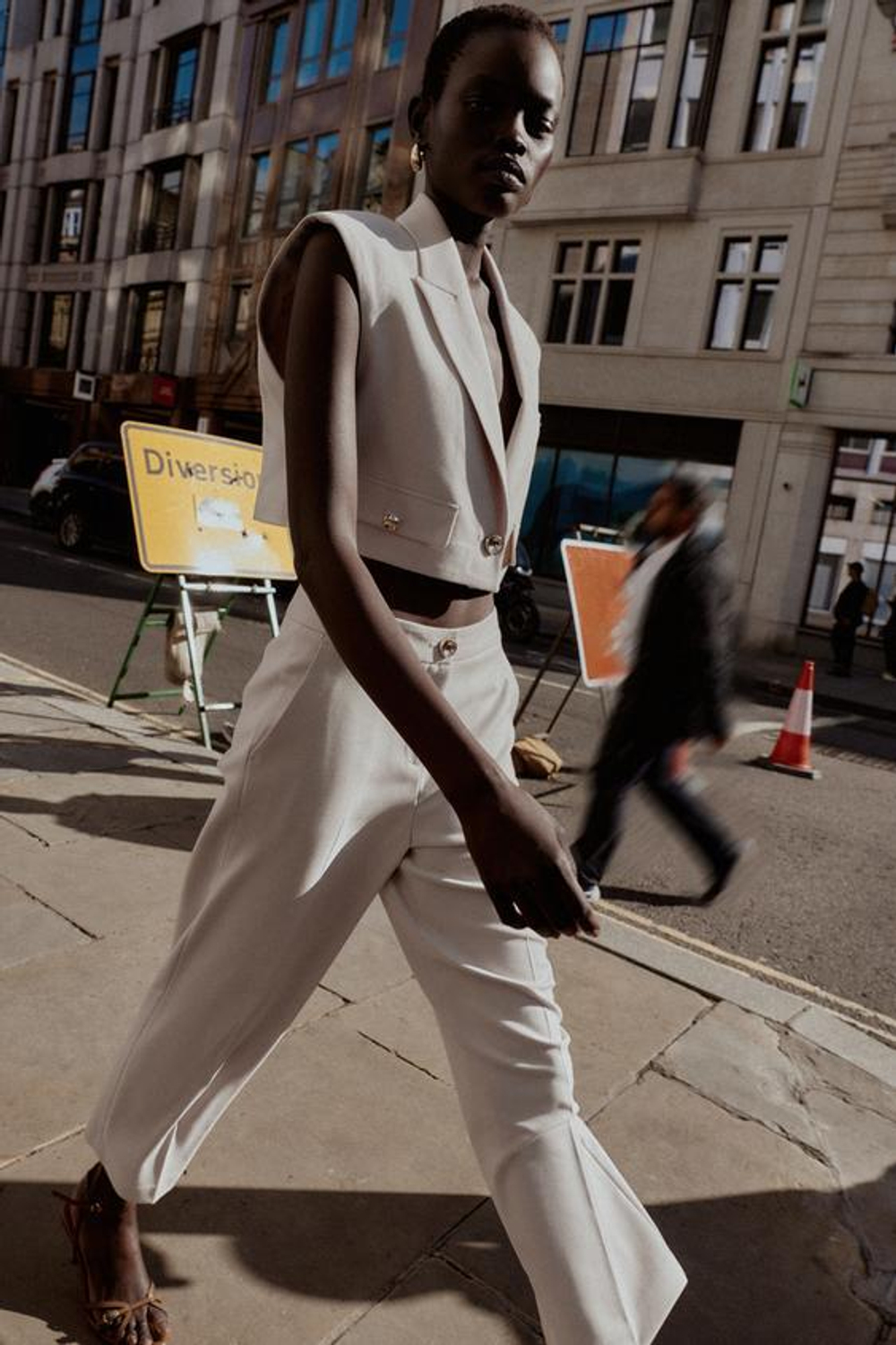 ZARA БРЮКИ-КЮЛОТЫ С ВЫСОКОЙ ПОСАДКОЙ, ПЕСОЧНЫЙ