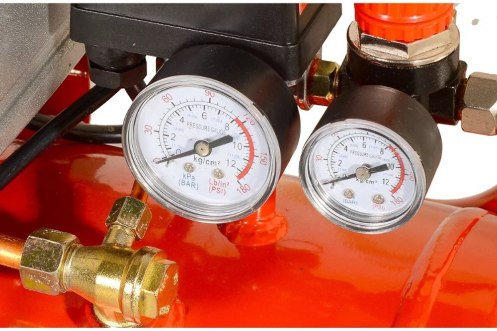 Компрессор поршневой Ресанта КП-24/230М 74/7/1