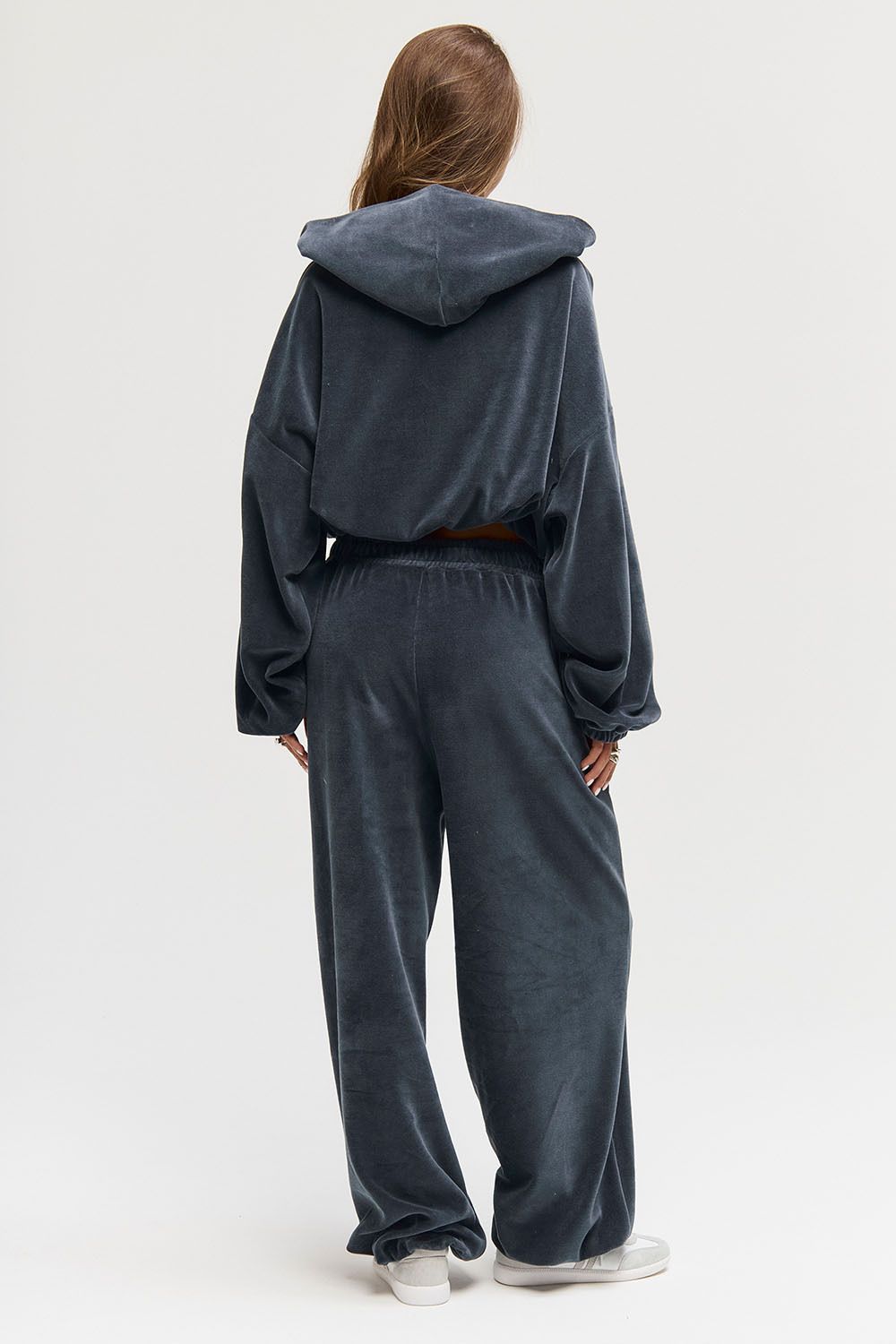 Худи на молнии из велюровой ткани графитового цвета