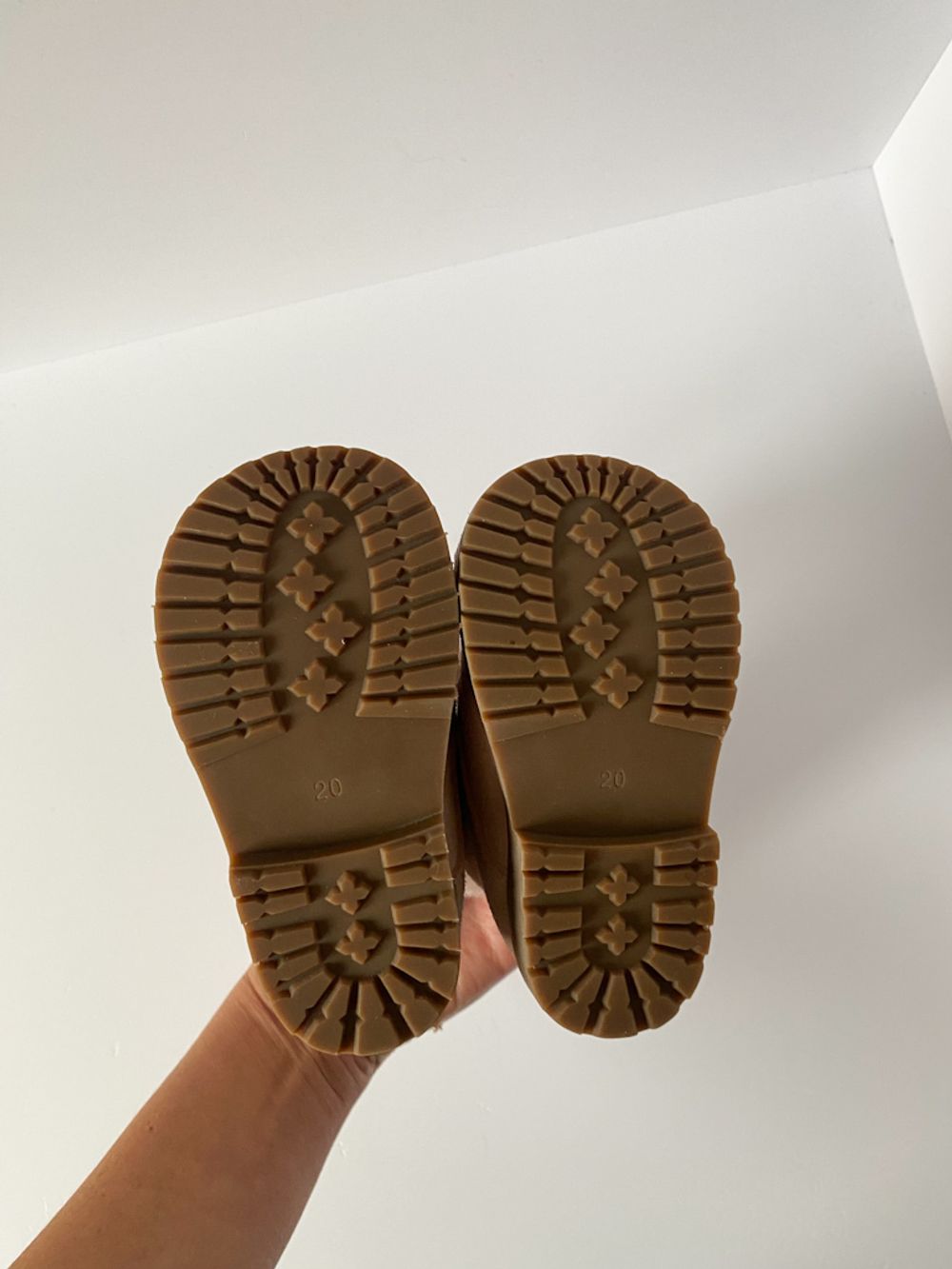 Замшевые ботинки Age of Innocence, 20