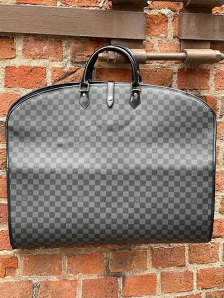 Сумка-кофр Louis Vuitton