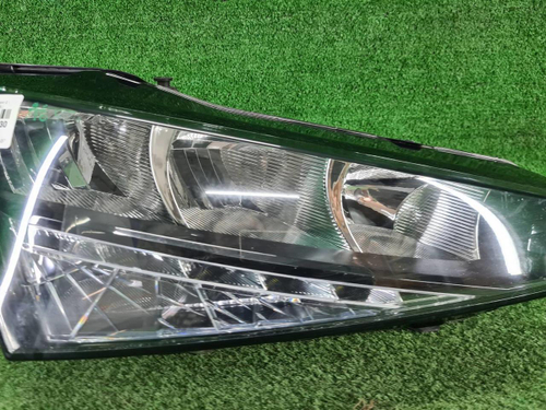 Фара правая Skoda Rapid 2 (2020-н.в.) LED