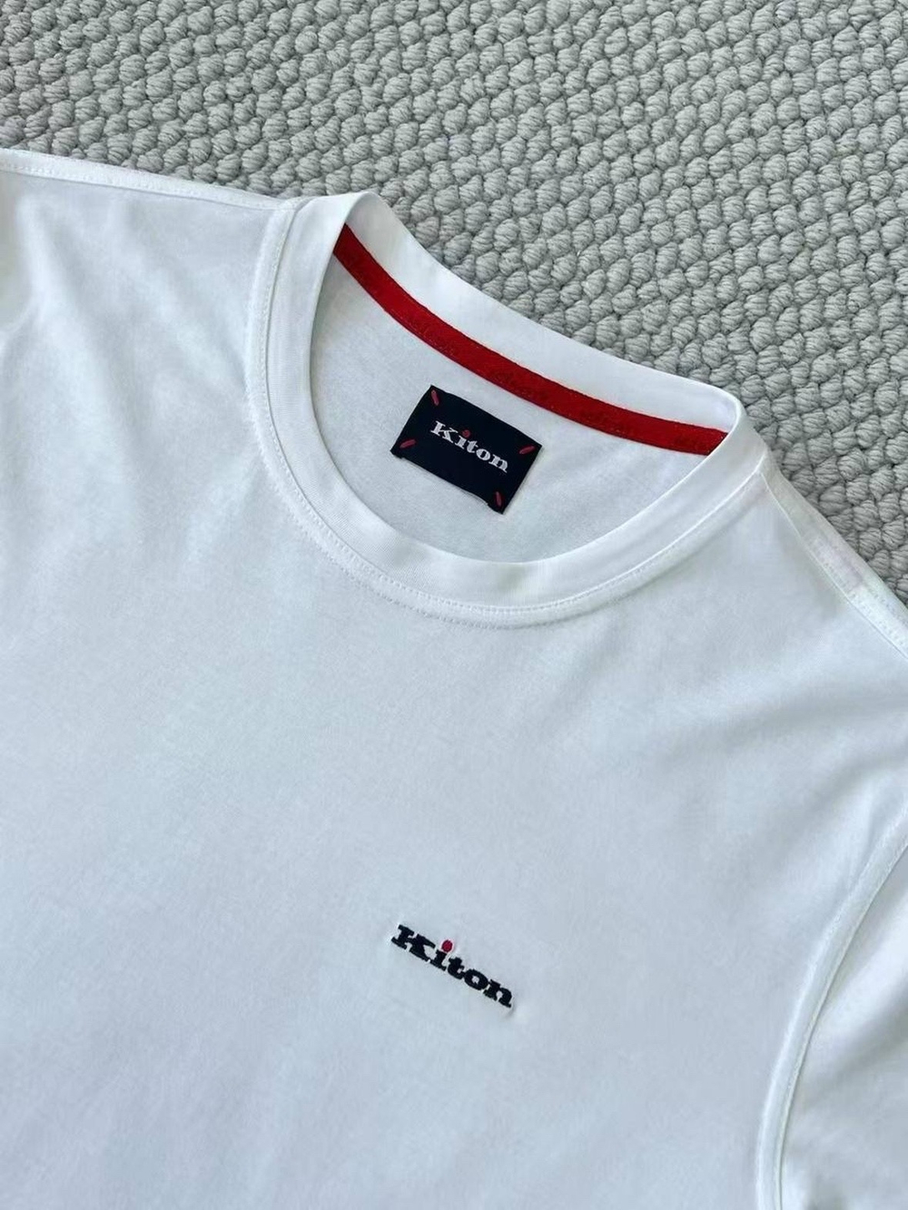 Футболка Kiton