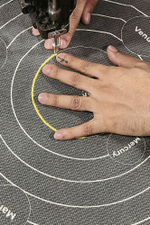 Подушка Lorena Canals Interactive UFO (35 x 35 см)