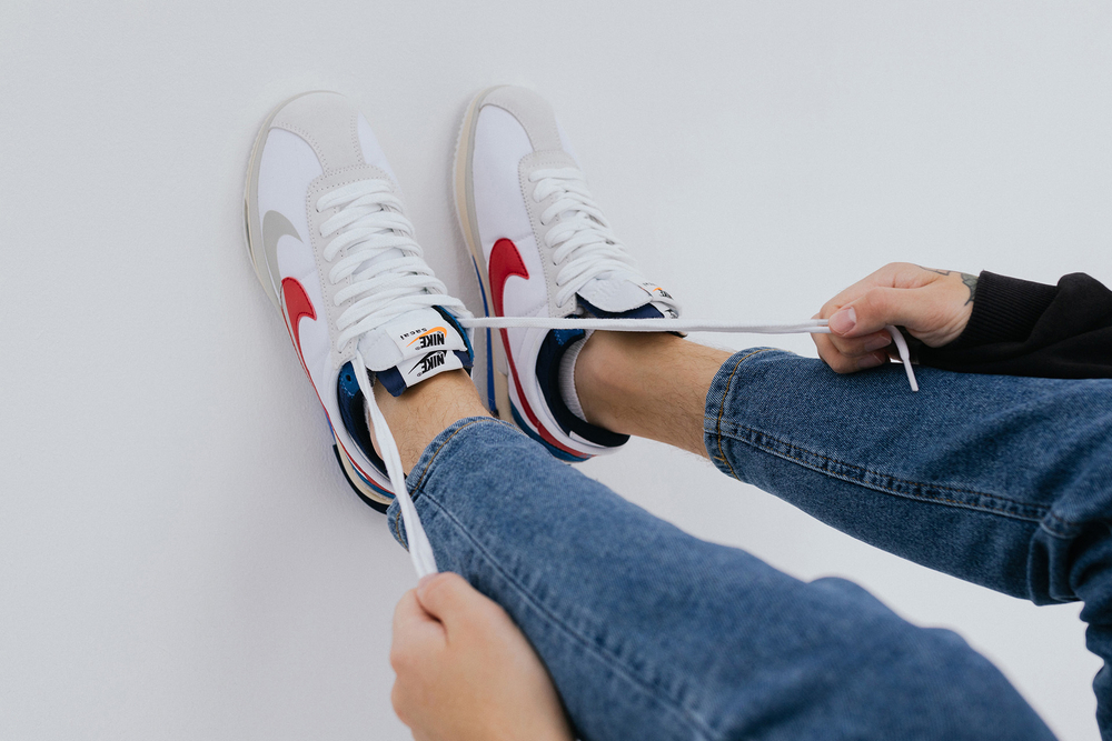 Кроссовки Nike Cortez x Sacai «Университет»