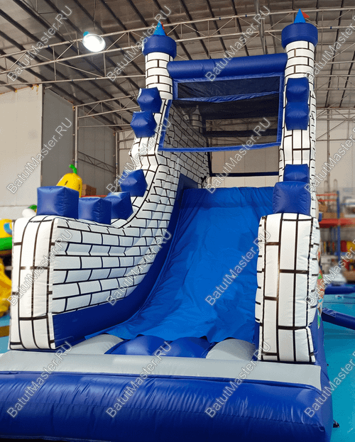 Надувная полоса препятствий "Дворцовое средневековье"