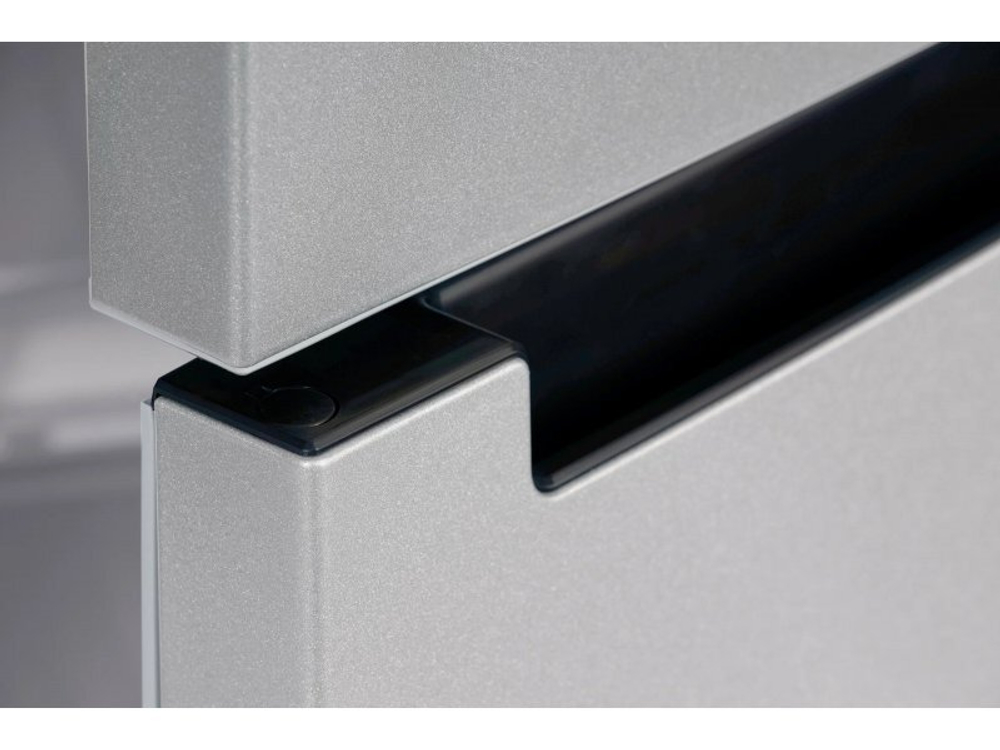 Холодильник Nordfrost NRB 134 S серебристый