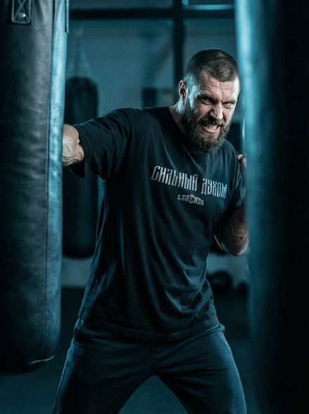 Футболка оверсайз хлопковая мужская LEGENDA Logo Сильный духом