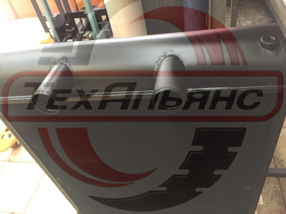 Радиатор VOE11193466