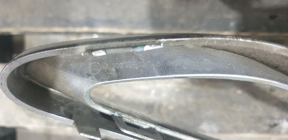 Накладка юбки заднего бампера Mercedes GLS (X166) 15-19 Б/У Оригинал A0008850274