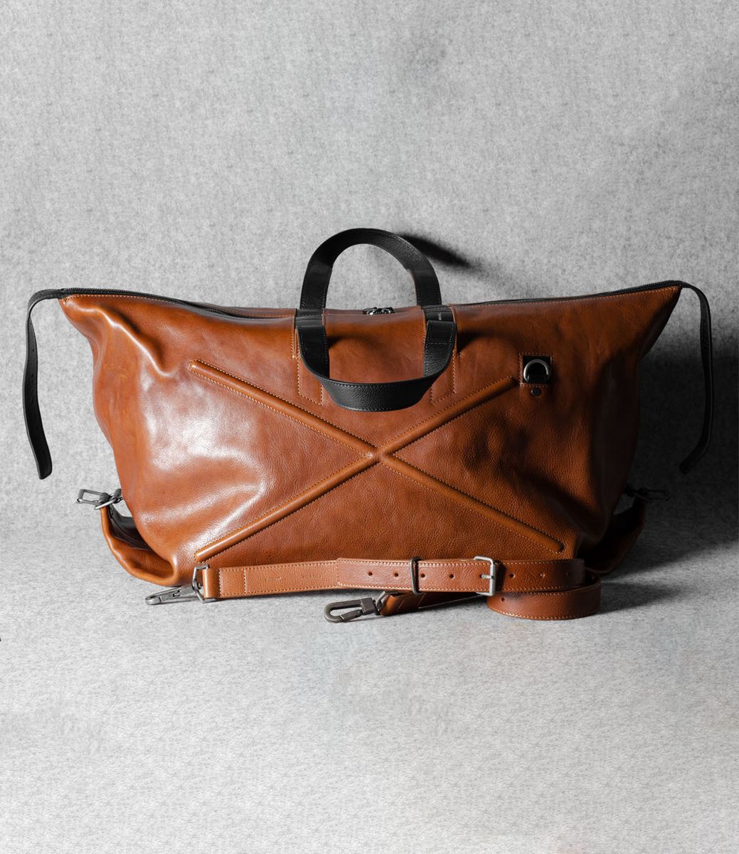 Hard Graft Layover Holdall Classic Leather — дорожная сумка из кожи