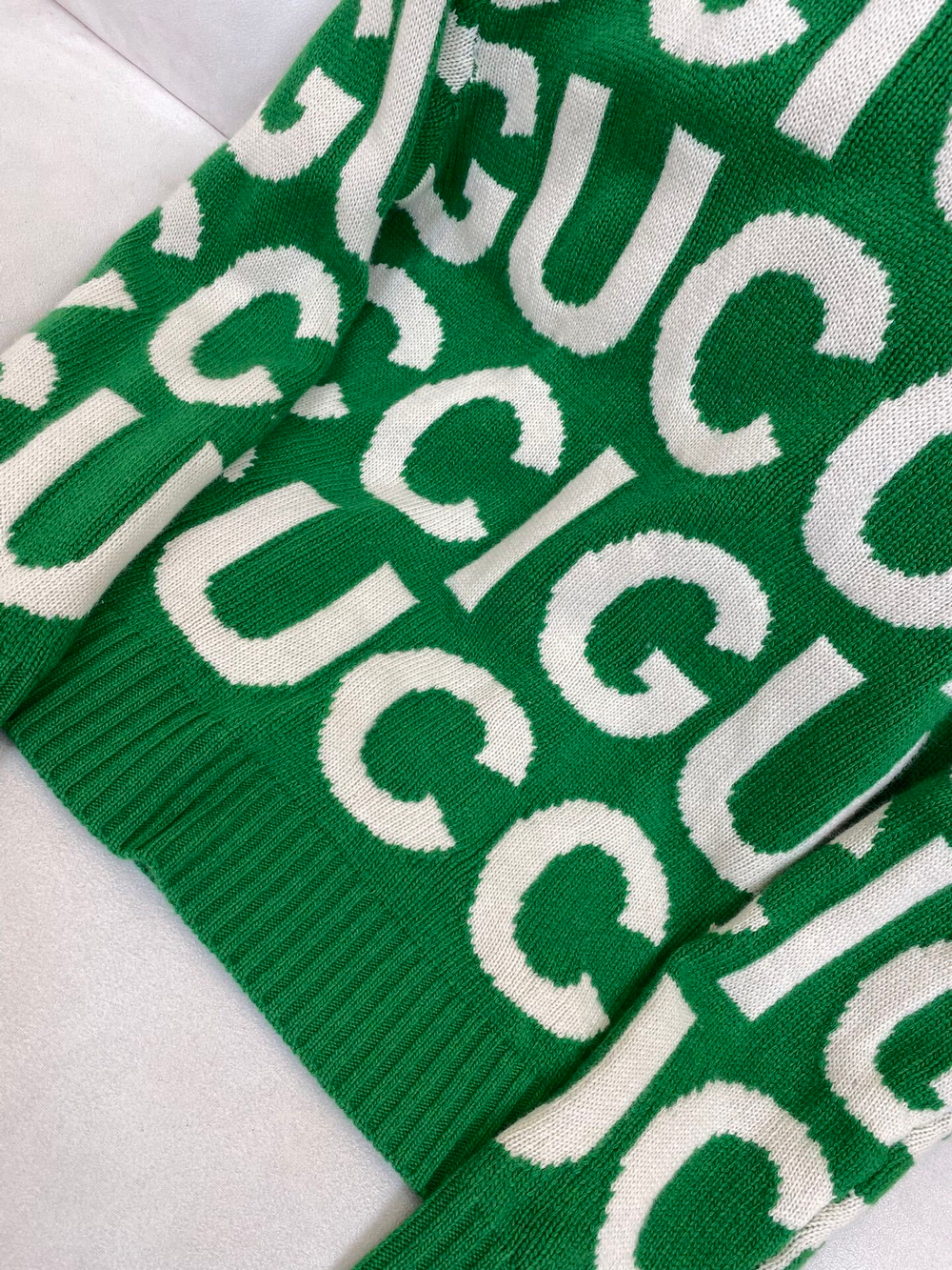 Gucci Sweatshirt