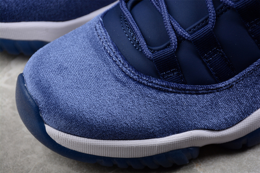Air jordan 11 midnight navy top