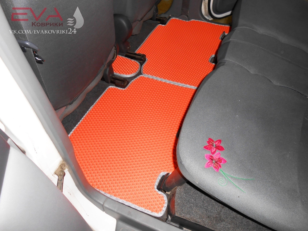 Toyota Funcargo 1 поколение XP20 (08.1999 - 09.2005) 2WD