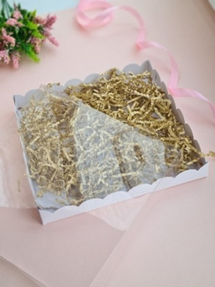 Коробка для пряников и печенья с пластиковой крышкой 21х21х3 см