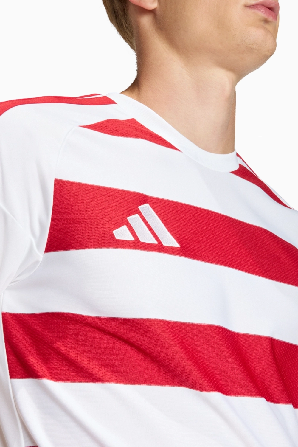 Футболка adidas Hooped 26