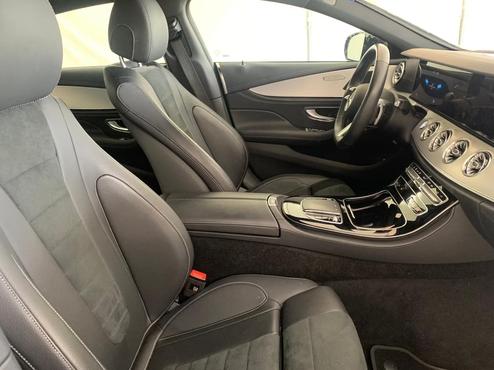 Mercedes-Benz CLS 300