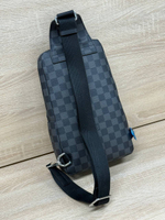 Сумка-мессенджер Louis Vuitton