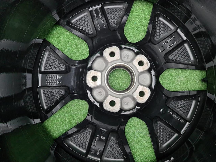 Диск литой R20 Porsche Taycan (2019-н.в.) передний